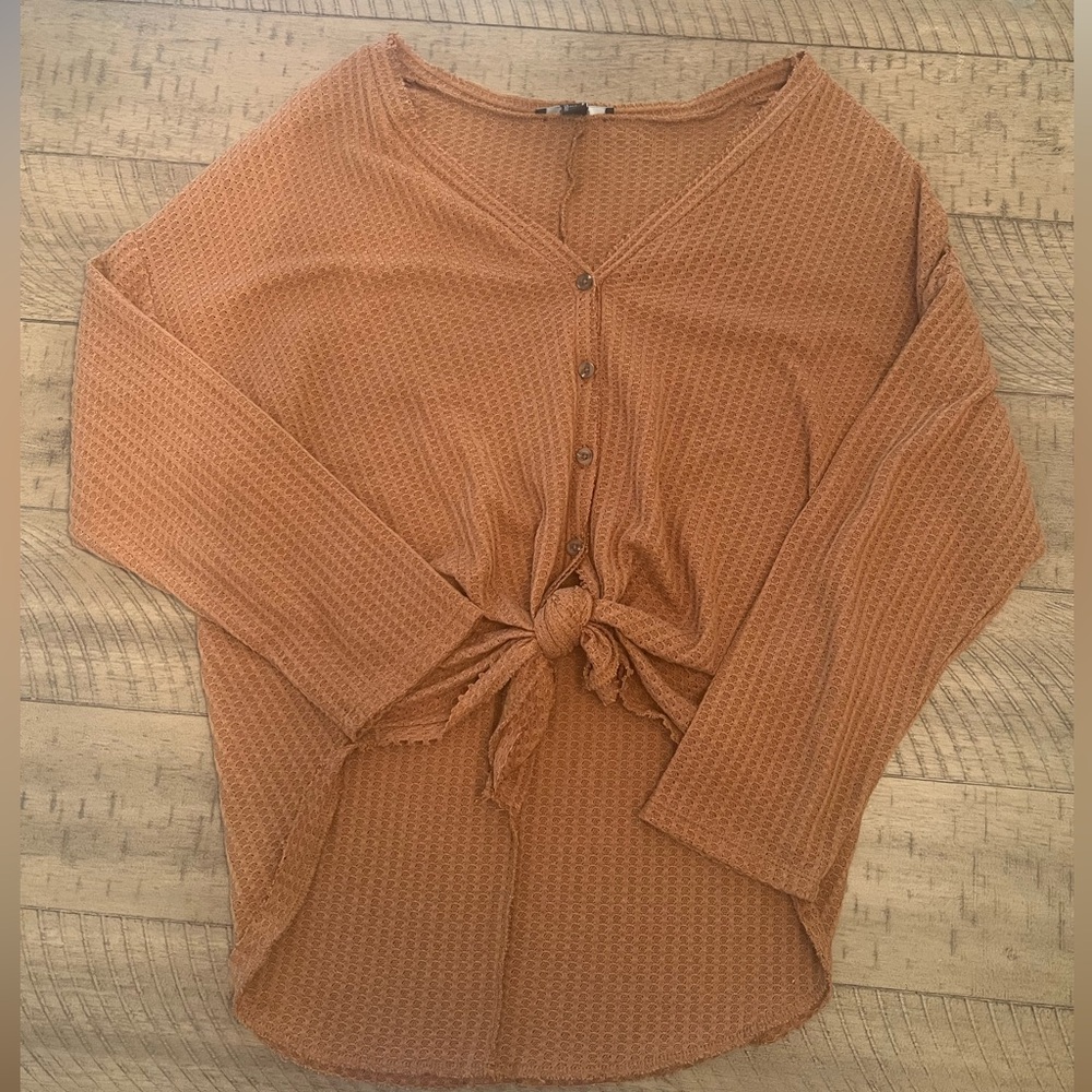 Forever 21 Sweater Shirt